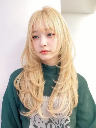 ロング ❤️‍🔥艶カラー/ ハイトーン✨のヘアスタイル