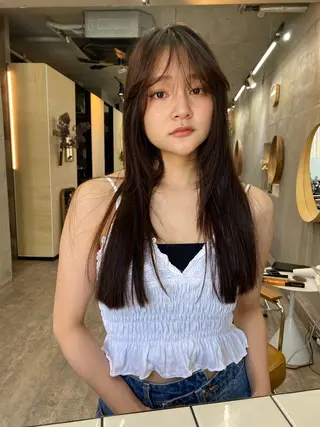 ロング カラー SALT WATER所属・🫐 𝐌𝐚𝐨 🫐似合わせcutのヘアスタイル