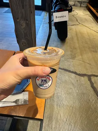 ネイル 濱岡 咲のネイルデザイン