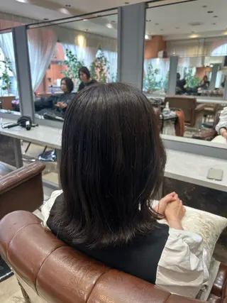 ミディアム カラー CIEL 難波店所属・🎀透明感/レイヤ ー/Kotona🎀のヘアスタイル