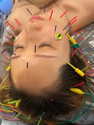 美容鍼灸サロン mahoroba院長のエステ・リラクイメージ