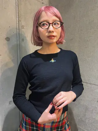 ミディアム カラー ハイトーン/顔まわり レイヤー/YUKAのヘアスタイル