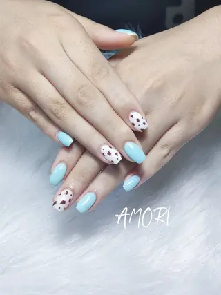 ネイル 佐藤 しおんのネイルデザイン