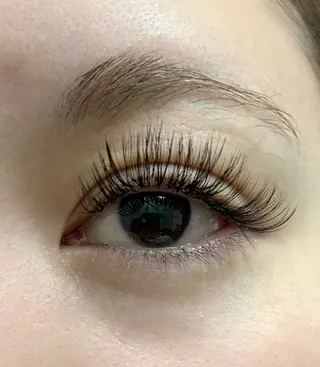 マツエク・マツパ GRANDGIRL所属・ヨシダ セリナのマツエク・マツパデザイン