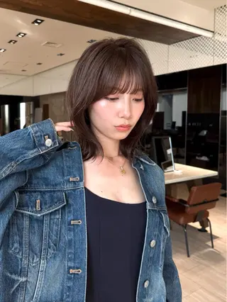 ミディアム レイヤー/顔周り カット/松岡 祥利のヘアスタイル