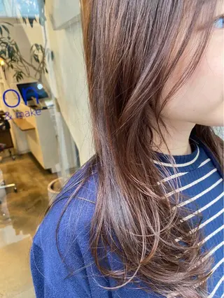 カラー 吉田 絵実香のヘアスタイル