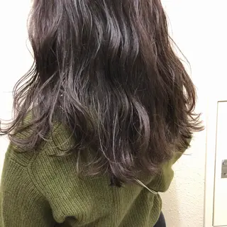 ロング カラー 丸岡 美穂のヘアスタイル