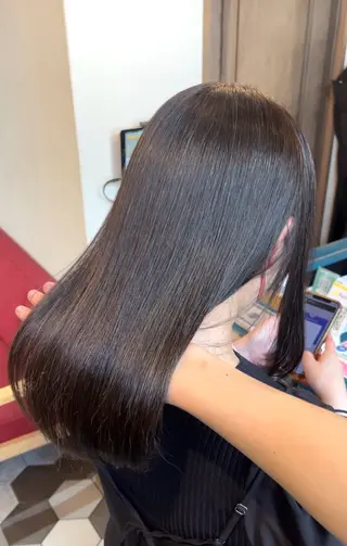 ロング 石原 悠貴のヘアスタイル