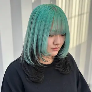 セミロング カラー Ren. 🦋デザインカラーのヘアスタイル