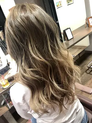 ロング カラー pep所属・pep natsumiのヘアスタイル