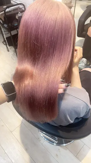 セミロング カラー ブリーチ/髪質改善/ ハイトーン/暖色のヘアスタイル