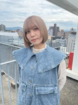 ショート カラー lani hair salon所属・SHOTO ハイトー ン/デザインカラーのヘアスタイル