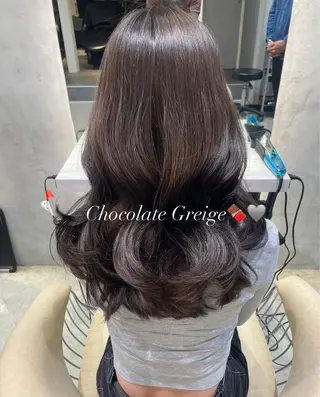 カラー londnaitre 乙川友杏のヘアスタイル