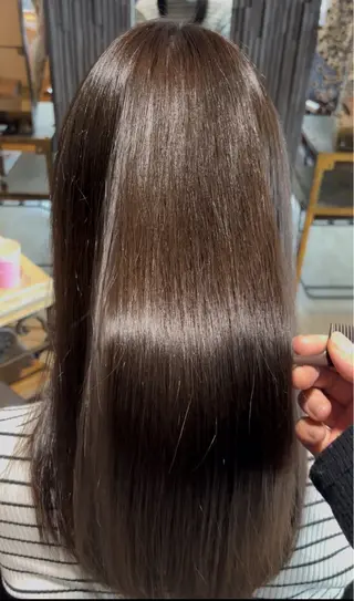ロング よしなり あみのヘアスタイル
