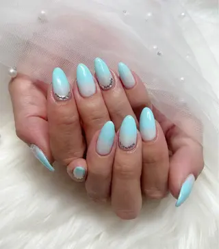 ネイル ＆ME アンドミーのネイルデザイン