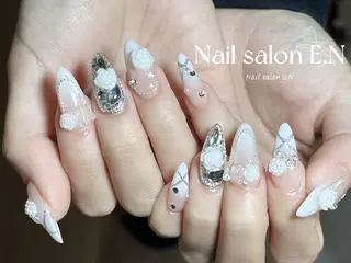 ネイル E.N🦋 長さ出し/持ち込みのネイルデザイン