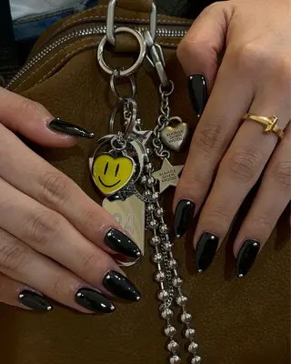 ネイル Nes.Nail所属・Miyagi Asamiのネイルデザイン