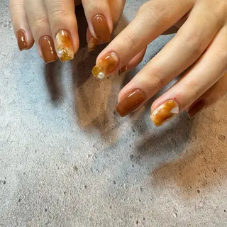 ネイル Aulu'bネイル ボディージュエリーのネイルデザイン