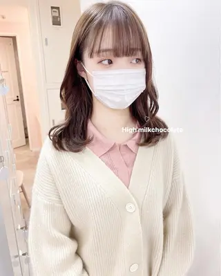 セミロング カラー misaki🎀 まろみ透け感カラーのヘアスタイル
