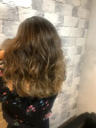 セミロング カラー パーマ AUBE HAIRazul吉祥寺所属・綺麗な髪質にしたい方 限定🌈清水　祥のヘアスタイル