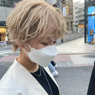 ショート カラー china/ボブ /ブリーチカラーのヘアスタイル