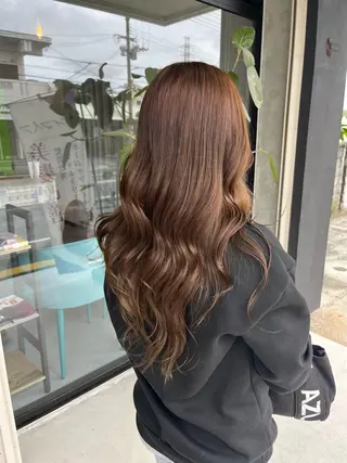 カラー 宇座 杏音のヘアスタイル