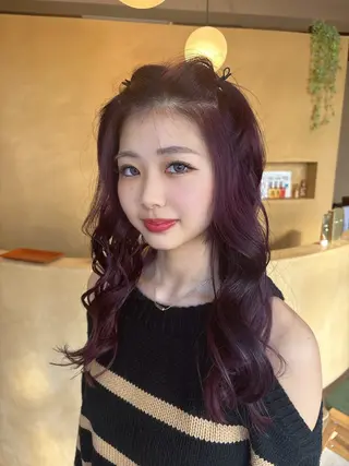 ロング 西田 朋華のヘアスタイル