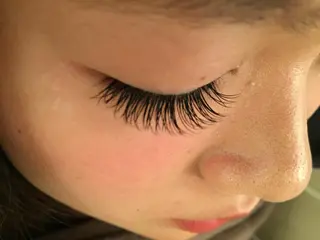 まつエク ANNE梅田 GRACE店所属・ANNE chizuのマツエク・マツパデザイン