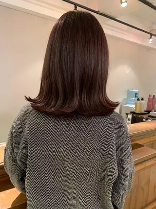 ショート カラー 透明感/オリーブ/ グレージュ/YUKAのヘアスタイル