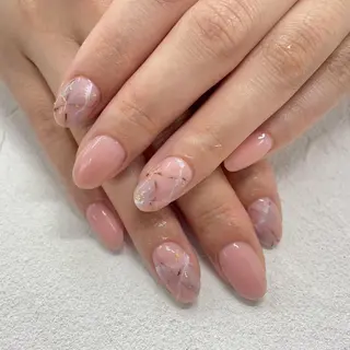 カラー miki ✴︎ 田町/パラジェルのネイルデザイン