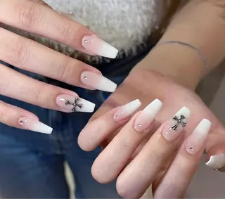 ネイル Venusパラジェル 長さだし専門店のネイルデザイン