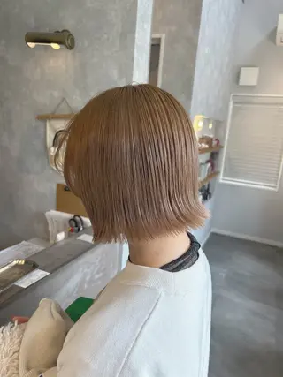 ショート PACE所属・ayumi ／透明感カラーのヘアスタイル