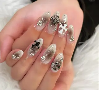 ネイル Lyna 池袋のネイルデザイン