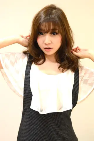 セミロング カラー テラモト カズヨシのヘアスタイル