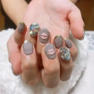 ネイル The Best Beauty受付担当のヘアスタイル