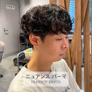 パーマ メンズ 久力琴音''透明感 カラー''アレンジのヘアスタイル