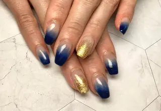 ネイル Queennail 北堀江AYAのネイルデザイン