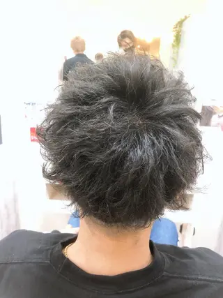 ショート パーマ メンズ 髪質改善× ハイライト溝江のヘアスタイル