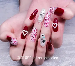 ネイル R inのネイルデザイン