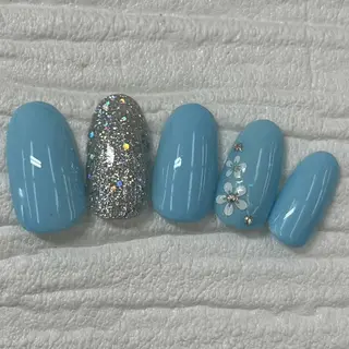 ネイル Nail salon Honey Beeのネイルデザイン