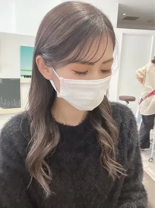 セミロング カラー MignonS 仙幸 大輔のヘアスタイル