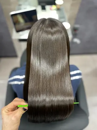 ロング CYNTHIADUE 店長| IRISUのヘアスタイル