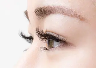 マツエク・マツパ BeautySalon COCO 栄店所属・式守 茜のマツエク・マツパデザイン