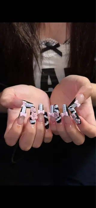 ネイル lillion♡ Momokaのネイルデザイン