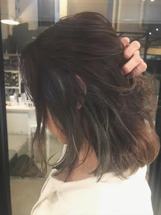 ミディアム 林 梓のヘアスタイル