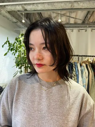 ミディアム カラー Hayashi Shioriのヘアスタイル