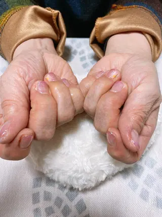 ネイル The Best Beauty受付担当のヘアスタイル