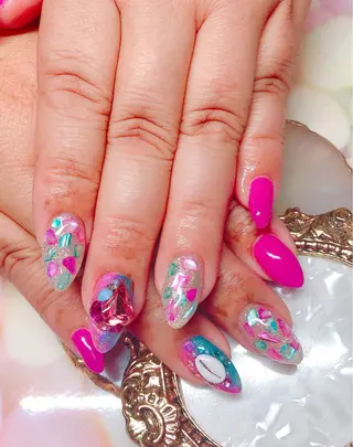 ネイル CROWN プライベートサロンのネイルデザイン