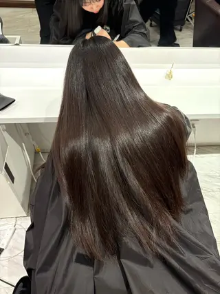 ロング 山口 來桃のヘアスタイル