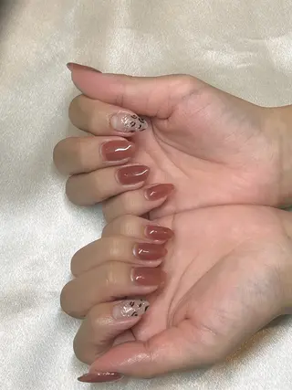 ネイル レアリティー所属・レアリティ ハヤシのネイルデザイン